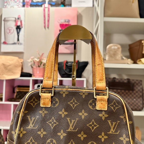 Louis Vuitton Monogram Excentri-Cite Handle Bag - Picture 7 of 16